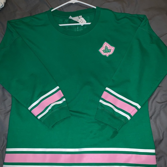 Alpha Kappa Alpha Sweater-and T-shirt - Picture 2 of 7